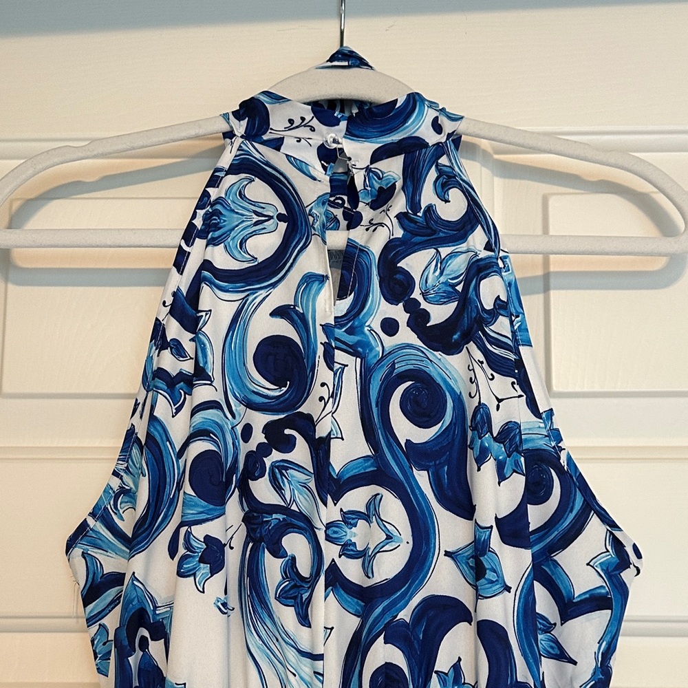 Blue and White floral Halter Maxi Dress size large - Picture 3 of 4